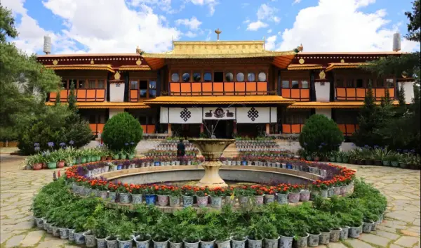 VIAJE BEIJING XIAN LHASA SHANGHAI TVG 5642